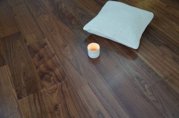 Baxburn Laquered Walnut